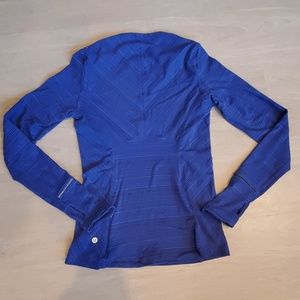 Lululemon pull over